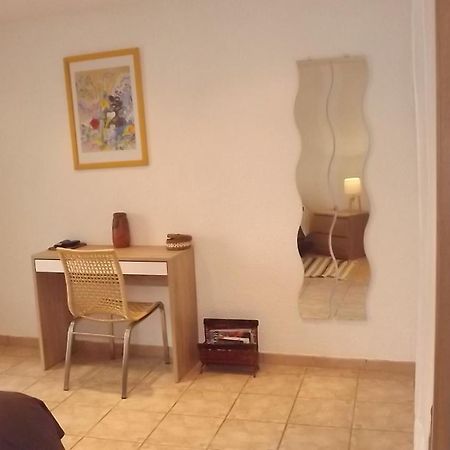 Chambres D'Hotes- Le Pre Aux Anes Albon Szoba fotó